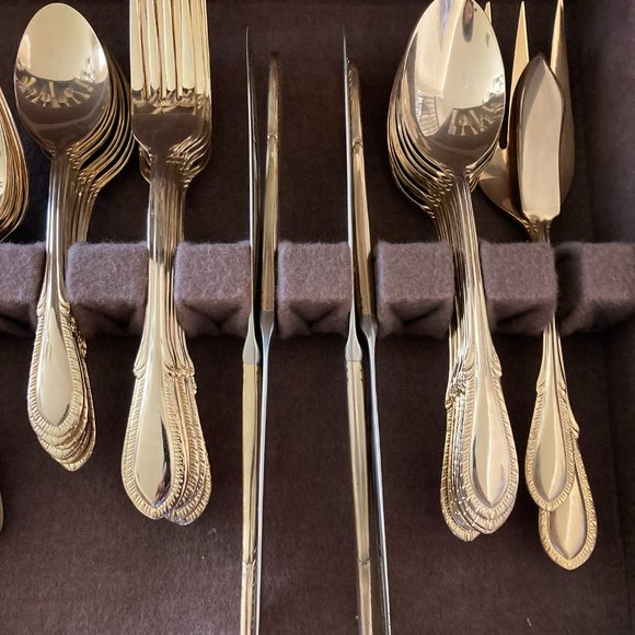 New 24KT Gold Plated Cutlery/Flatware Set in Wooden Chest - Picture 6 of 10